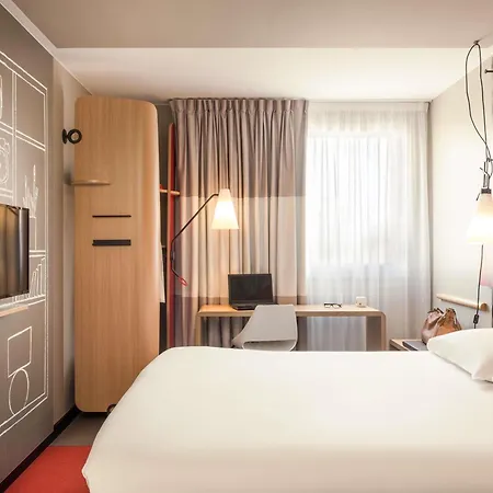 Ibis Centre トロワ