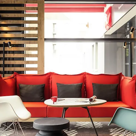 Ibis Centre 3*