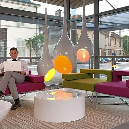 Ibis Centre 3* Труа