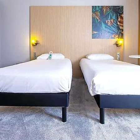 Отель Ibis Centre 3*