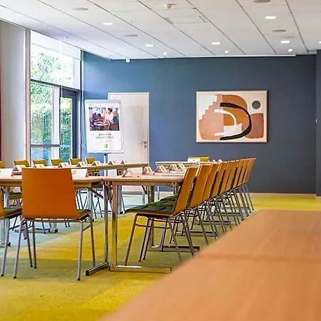 Ibis Centre Труа