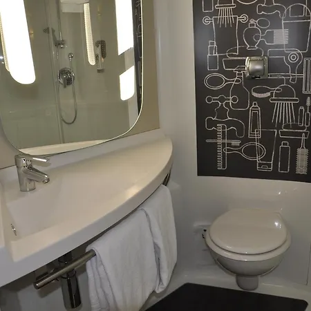 Ibis Centre 3* טרואה