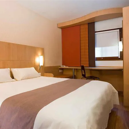 Ibis Centre ホテル